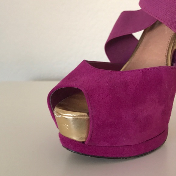 H by Halston Suede shoes - Picture 4 of 4